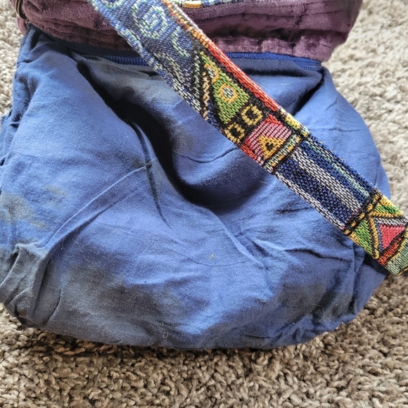 Laurel Burch Dog Patchwork Purse 2 Strap Tote Bag Red Blue Green Colorful Zipper - Picture 4 of 14